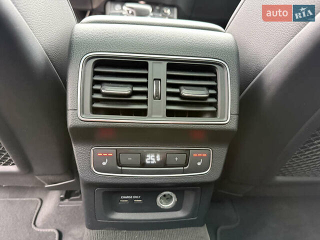 Серый Ауди Ку 5, объемом двигателя 1.98 л и пробегом 100 тыс. км за 25900 $, фото 76 на Automoto.ua