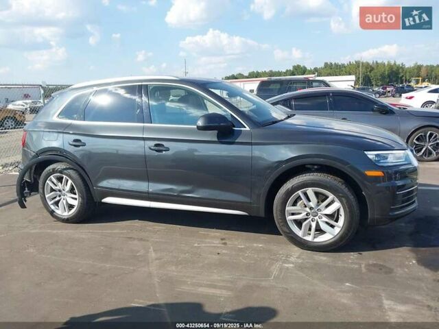 Серый Ауди Ку 5, объемом двигателя 2 л и пробегом 117 тыс. км за 13900 $, фото 10 на Automoto.ua