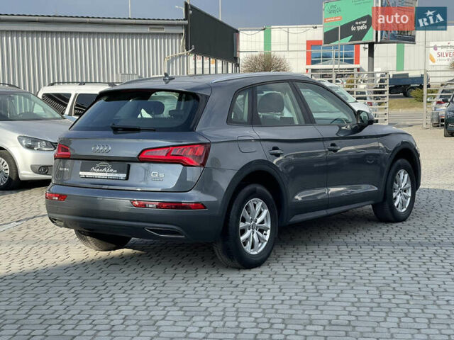 Серый Ауди Ку 5, объемом двигателя 1.97 л и пробегом 204 тыс. км за 28400 $, фото 12 на Automoto.ua