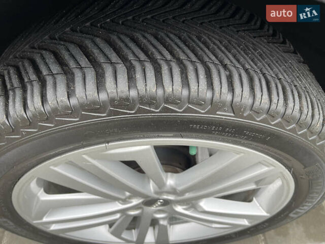 Сірий Ауді Ку 5, об'ємом двигуна 2 л та пробігом 300 тис. км за 21000 $, фото 18 на Automoto.ua