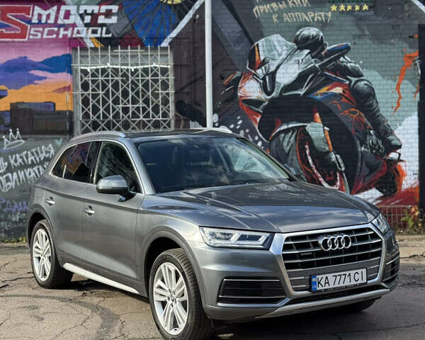 Сірий Ауді Ку 5, об'ємом двигуна 1.99 л та пробігом 104 тис. км за 28000 $, фото 1 на Automoto.ua