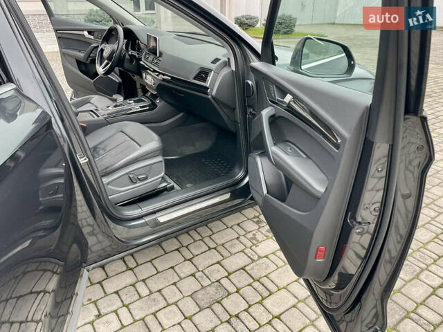 Серый Ауди Ку 5, объемом двигателя 1.98 л и пробегом 189 тыс. км за 23700 $, фото 31 на Automoto.ua