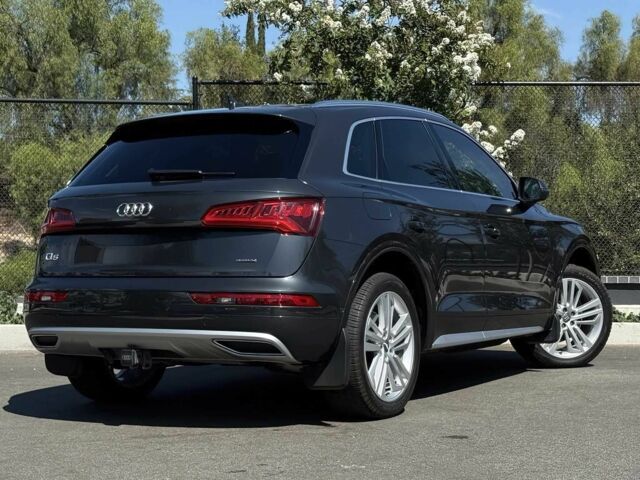 Серый Ауди Ку 5, объемом двигателя 2 л и пробегом 43 тыс. км за 22000 $, фото 6 на Automoto.ua