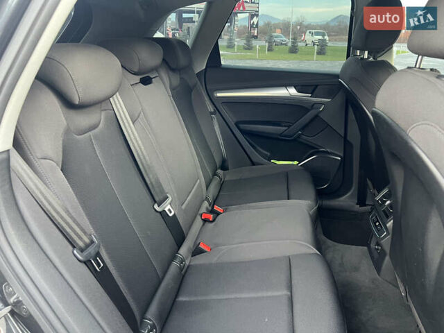 Серый Ауди Ку 5, объемом двигателя 1.97 л и пробегом 168 тыс. км за 30999 $, фото 27 на Automoto.ua