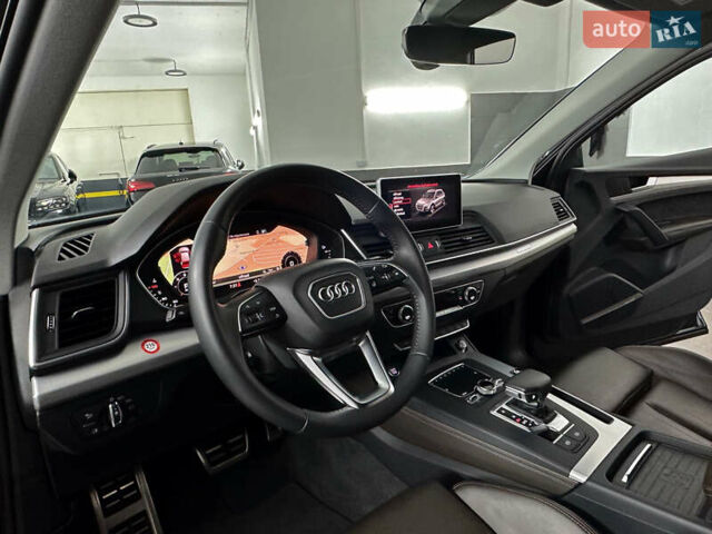 Сірий Ауді Ку 5, об'ємом двигуна 2 л та пробігом 79 тис. км за 43999 $, фото 86 на Automoto.ua