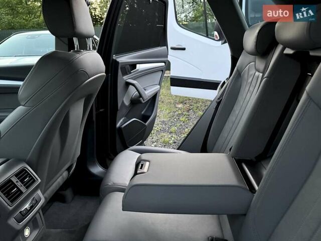 Сірий Ауді Ку 5, об'ємом двигуна 2 л та пробігом 220 тис. км за 29900 $, фото 78 на Automoto.ua