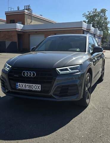Сірий Ауді Ку 5, об'ємом двигуна 2 л та пробігом 56 тис. км за 33000 $, фото 31 на Automoto.ua