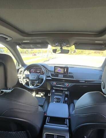 Сірий Ауді Ку 5, об'ємом двигуна 2 л та пробігом 56 тис. км за 33000 $, фото 41 на Automoto.ua
