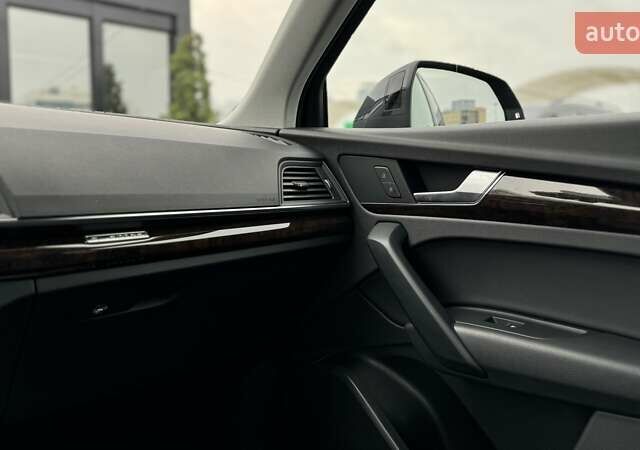 Сірий Ауді Ку 5, об'ємом двигуна 1.98 л та пробігом 78 тис. км за 27500 $, фото 24 на Automoto.ua