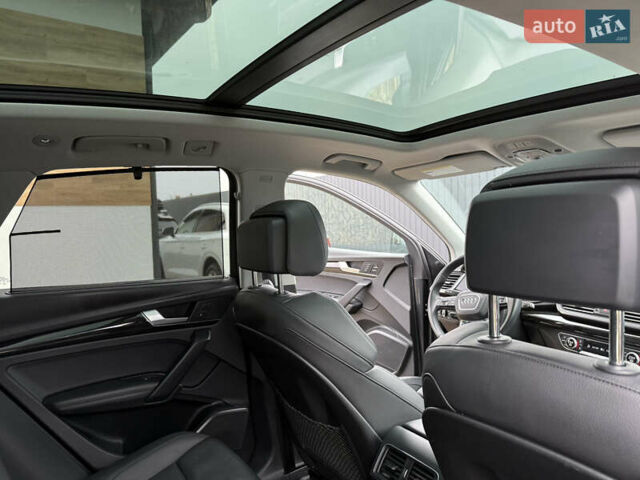 Серый Ауди Ку 5, объемом двигателя 1.98 л и пробегом 100 тыс. км за 25900 $, фото 45 на Automoto.ua