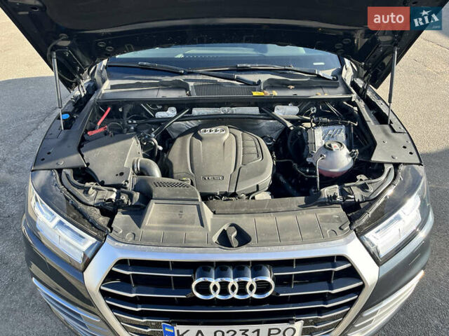 Серый Ауди Ку 5, объемом двигателя 1.98 л и пробегом 85 тыс. км за 27500 $, фото 58 на Automoto.ua