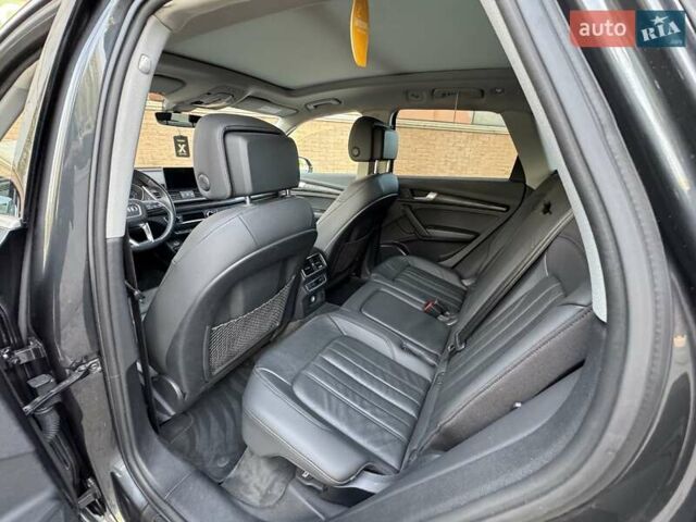 Сірий Ауді Ку 5, об'ємом двигуна 1.98 л та пробігом 63 тис. км за 27900 $, фото 21 на Automoto.ua