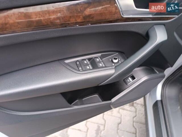 Серый Ауди Ку 5, объемом двигателя 1.98 л и пробегом 165 тыс. км за 22999 $, фото 27 на Automoto.ua