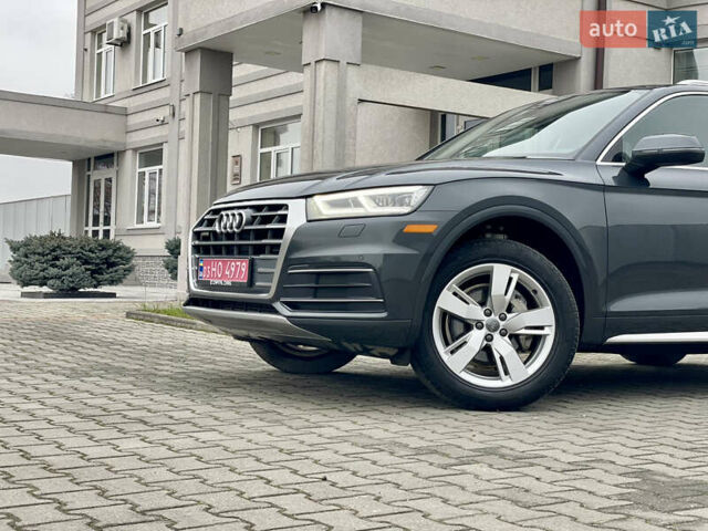 Серый Ауди Ку 5, объемом двигателя 1.98 л и пробегом 189 тыс. км за 23700 $, фото 10 на Automoto.ua