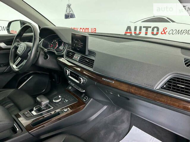 Серый Ауди Ку 5, объемом двигателя 2 л и пробегом 165 тыс. км за 26250 $, фото 16 на Automoto.ua