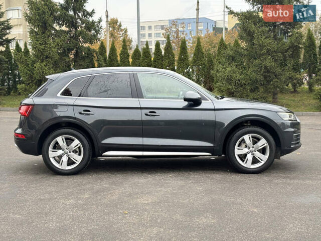 Ауди Ку 5 2019 в Тернополе на Automoto.ua Серый Ауди Ку 5, объемом двигателя 1.98 л и пробегом 84 тыс. км за 24900 $, фото 11 на Automoto.ua