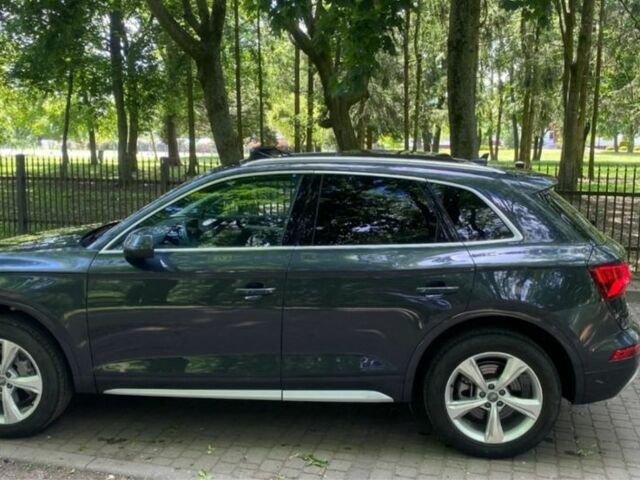 Сірий Ауді Ку 5, об'ємом двигуна 2 л та пробігом 86 тис. км за 14900 $, фото 8 на Automoto.ua