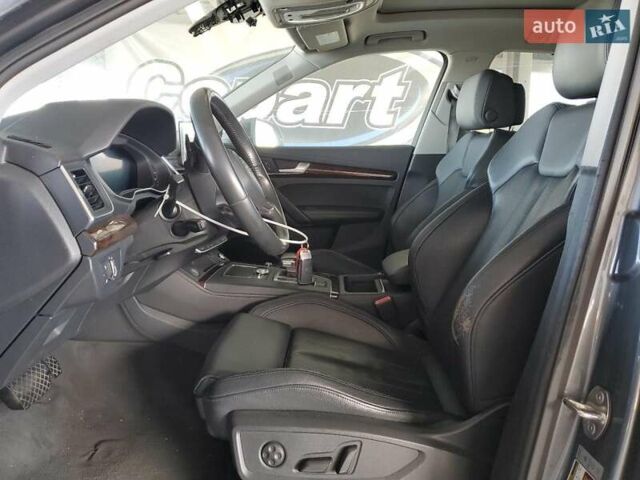 Серый Ауди Ку 5, объемом двигателя 1.98 л и пробегом 86 тыс. км за 7500 $, фото 6 на Automoto.ua