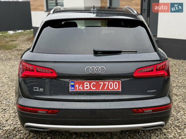 Серый Ауди Ку 5, объемом двигателя 1.98 л и пробегом 100 тыс. км за 25900 $, фото 16 на Automoto.ua