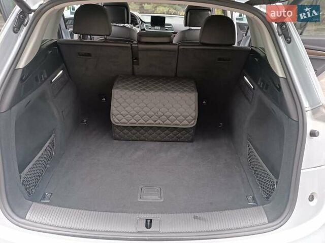 Серый Ауди Ку 5, объемом двигателя 1.98 л и пробегом 165 тыс. км за 22999 $, фото 19 на Automoto.ua