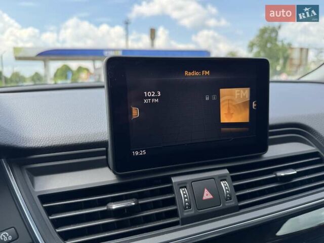 Серый Ауди Ку 5, объемом двигателя 1.98 л и пробегом 40 тыс. км за 25800 $, фото 3 на Automoto.ua