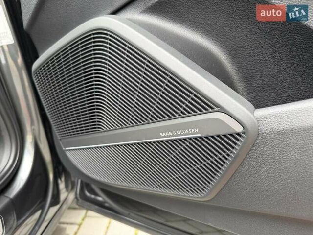Серый Ауди Ку 5, объемом двигателя 2.97 л и пробегом 71 тыс. км за 53500 $, фото 90 на Automoto.ua