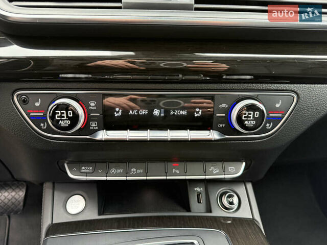 Серый Ауди Ку 5, объемом двигателя 1.98 л и пробегом 100 тыс. км за 25900 $, фото 66 на Automoto.ua