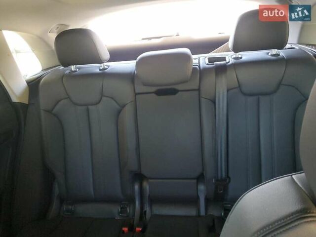 Серый Ауди Ку 5, объемом двигателя 1.98 л и пробегом 70 тыс. км за 9000 $, фото 9 на Automoto.ua