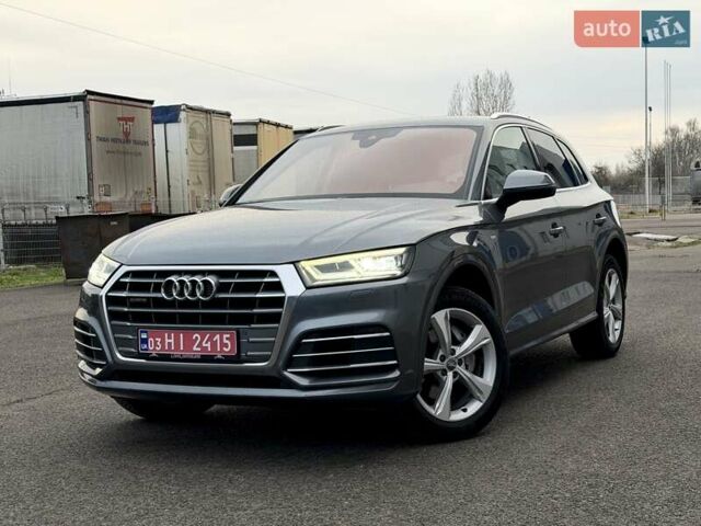 Сірий Ауді Ку 5, об'ємом двигуна 2 л та пробігом 220 тис. км за 29900 $, фото 1 на Automoto.ua