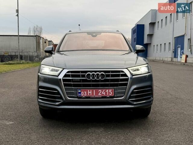 Сірий Ауді Ку 5, об'ємом двигуна 2 л та пробігом 220 тис. км за 29900 $, фото 3 на Automoto.ua