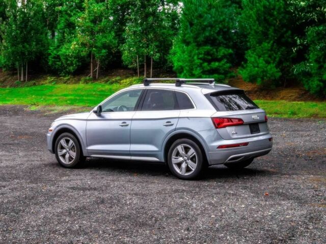 Серый Ауди Ку 5, объемом двигателя 2 л и пробегом 35 тыс. км за 14700 $, фото 4 на Automoto.ua