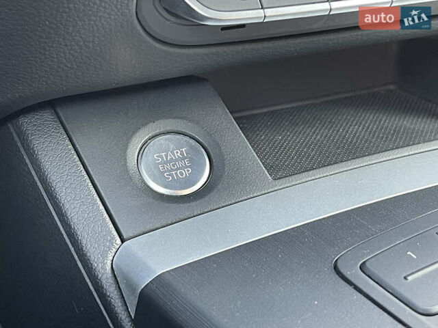 Серый Ауди Ку 5, объемом двигателя 1.97 л и пробегом 204 тыс. км за 28400 $, фото 24 на Automoto.ua