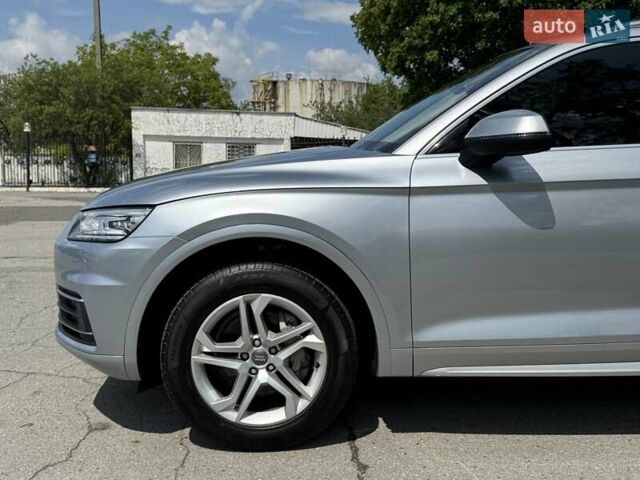 Серый Ауди Ку 5, объемом двигателя 1.98 л и пробегом 40 тыс. км за 25700 $, фото 74 на Automoto.ua