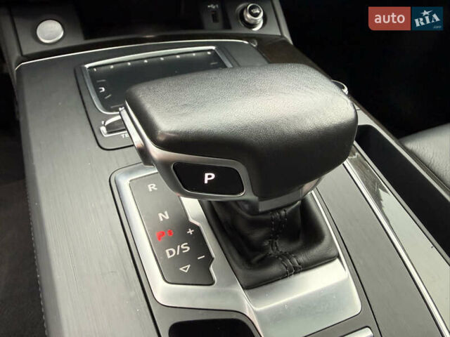 Серый Ауди Ку 5, объемом двигателя 1.98 л и пробегом 100 тыс. км за 25900 $, фото 73 на Automoto.ua