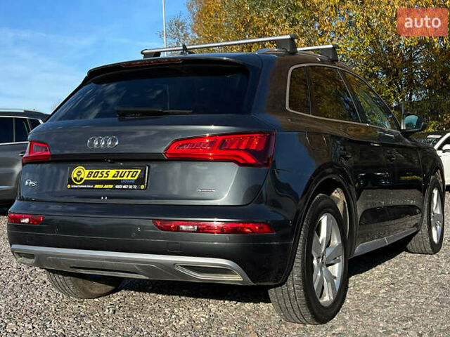 Серый Ауди Ку 5, объемом двигателя 1.98 л и пробегом 103 тыс. км за 26900 $, фото 5 на Automoto.ua