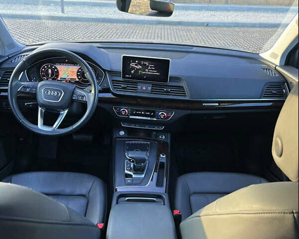 Серый Ауди Ку 5, объемом двигателя 1.98 л и пробегом 55 тыс. км за 27800 $, фото 44 на Automoto.ua