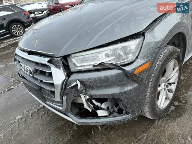 Сірий Ауді Ку 5, об'ємом двигуна 1.98 л та пробігом 81 тис. км за 18500 $, фото 4 на Automoto.ua