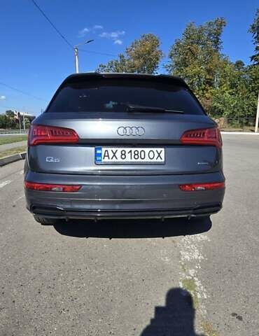 Сірий Ауді Ку 5, об'ємом двигуна 2 л та пробігом 56 тис. км за 33000 $, фото 35 на Automoto.ua