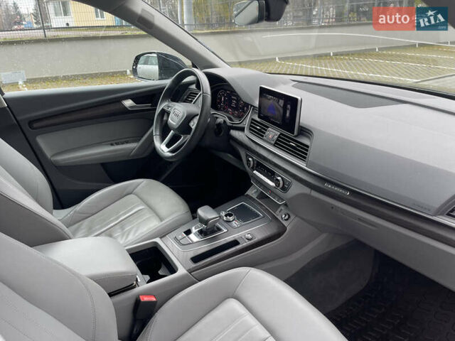 Сірий Ауді Ку 5, об'ємом двигуна 2 л та пробігом 300 тис. км за 21000 $, фото 28 на Automoto.ua