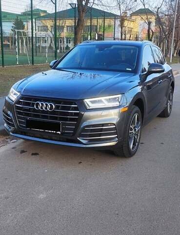 Сірий Ауді Ку 5, об'ємом двигуна 1.98 л та пробігом 56 тис. км за 39000 $, фото 2 на Automoto.ua