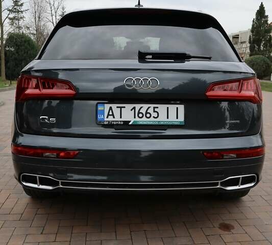 Серый Ауди Ку 5, объемом двигателя 1.98 л и пробегом 164 тыс. км за 37500 $, фото 40 на Automoto.ua