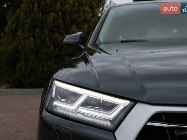 Серый Ауди Ку 5, объемом двигателя 1.98 л и пробегом 164 тыс. км за 37500 $, фото 21 на Automoto.ua