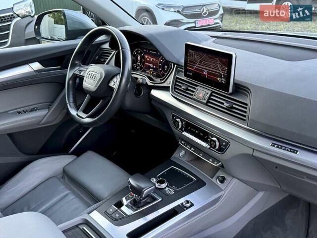 Сірий Ауді Ку 5, об'ємом двигуна 2 л та пробігом 220 тис. км за 29900 $, фото 45 на Automoto.ua