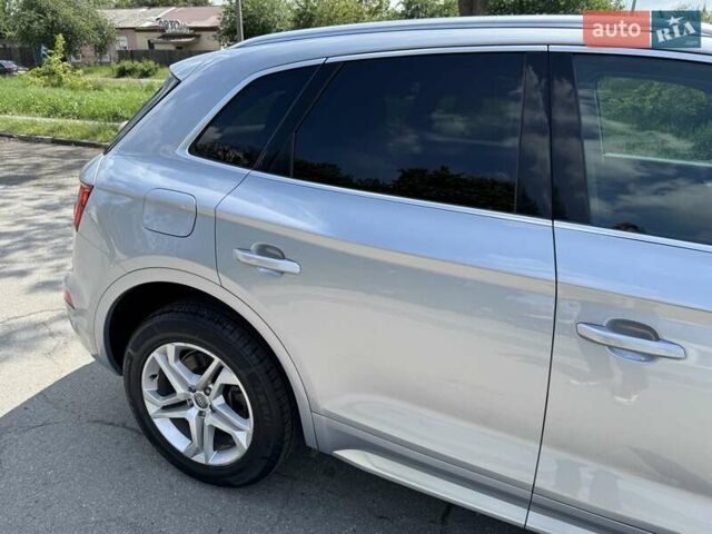 Серый Ауди Ку 5, объемом двигателя 1.98 л и пробегом 40 тыс. км за 25800 $, фото 70 на Automoto.ua