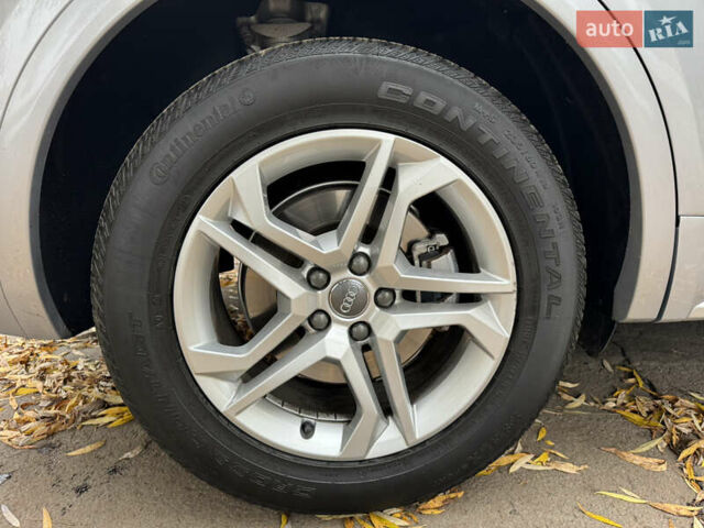 Серый Ауди Ку 5, объемом двигателя 1.98 л и пробегом 112 тыс. км за 25500 $, фото 18 на Automoto.ua