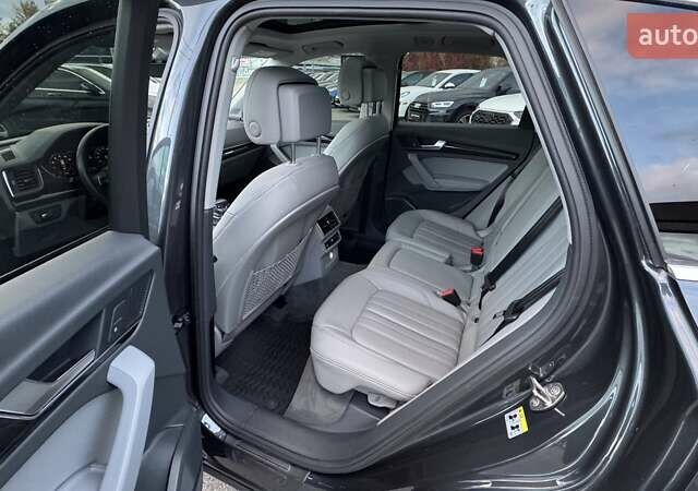 Серый Ауди Ку 5, объемом двигателя 1.98 л и пробегом 52 тыс. км за 28999 $, фото 15 на Automoto.ua