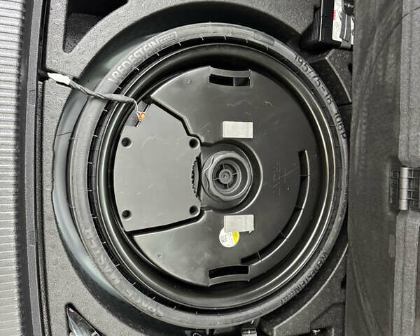 Серый Ауди Ку 5, объемом двигателя 1.98 л и пробегом 112 тыс. км за 25500 $, фото 16 на Automoto.ua