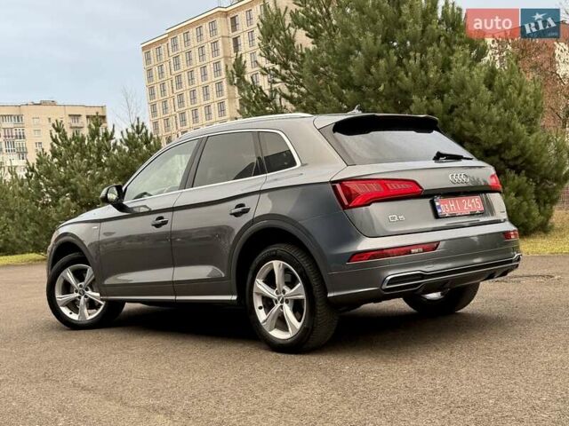 Сірий Ауді Ку 5, об'ємом двигуна 2 л та пробігом 220 тис. км за 29900 $, фото 11 на Automoto.ua