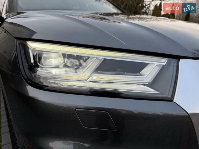 Серый Ауди Ку 5, объемом двигателя 2.97 л и пробегом 71 тыс. км за 53500 $, фото 120 на Automoto.ua