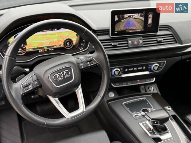 Серый Ауди Ку 5, объемом двигателя 1.98 л и пробегом 100 тыс. км за 25900 $, фото 60 на Automoto.ua